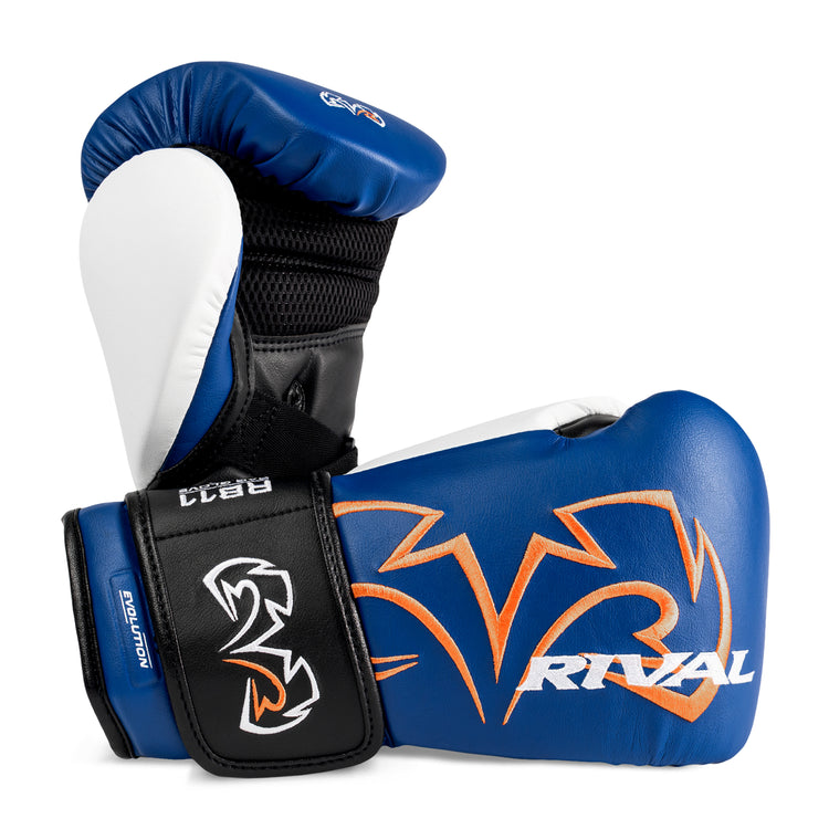 究極のグローブ　ライバル　RIVAL RB11 ボクシンググローブ RB11 Evolution Bag Gloves – Rival Boxing Gear Canada